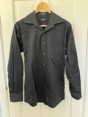 Izod Men’s Black Long-Sleeve Button-Up Dress Shirt size M slim fit 100% cotton